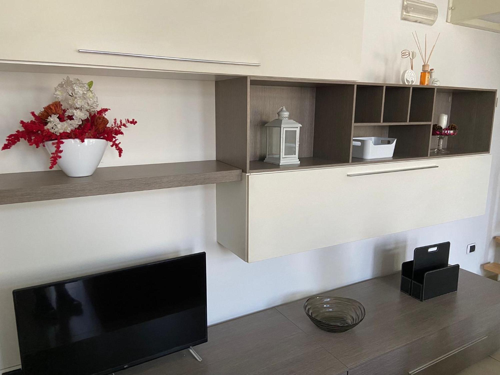 Pm 13A Via Tenente Devenuto Guest House Джовинаццо Экстерьер фото